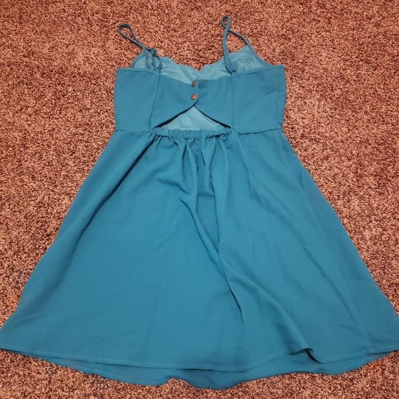 Market & Spruce Crissie Scallop Detail Linen Dress - Picture 7 of 8